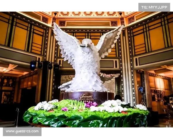 运动员身着特色服装摇橹船入场仪式展现海派文化开放魅力