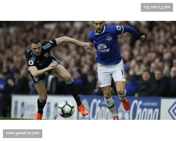 莫耶斯欲冬窗引进里沙利松 力图增强埃弗顿锋线实力